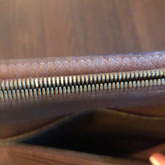 Louis Vuitton wallet - Picture 4 of 9